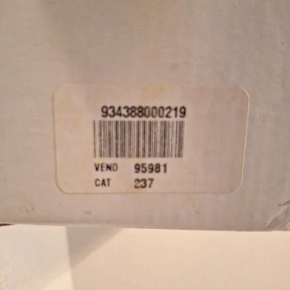 Elaria White Tea Perfumed Candle Drops 180g 6oz Made In Italy Boxed - Picture 6 of 7